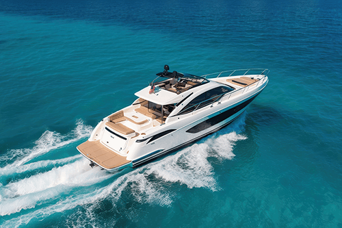 Luxury yacht rental Dubai - Charter premium yachts in Dubai Marina with FastDrive