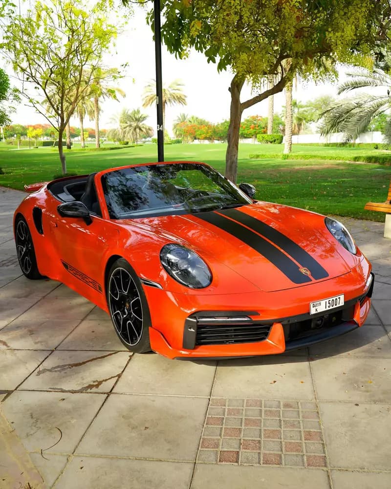 Rent PORSCHE 911 Carrera 4 GTS 2023 in Business Bay - FastDrive